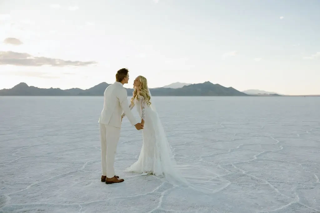 Can I Shop for My Wedding Dress Alone?. Desktop Image