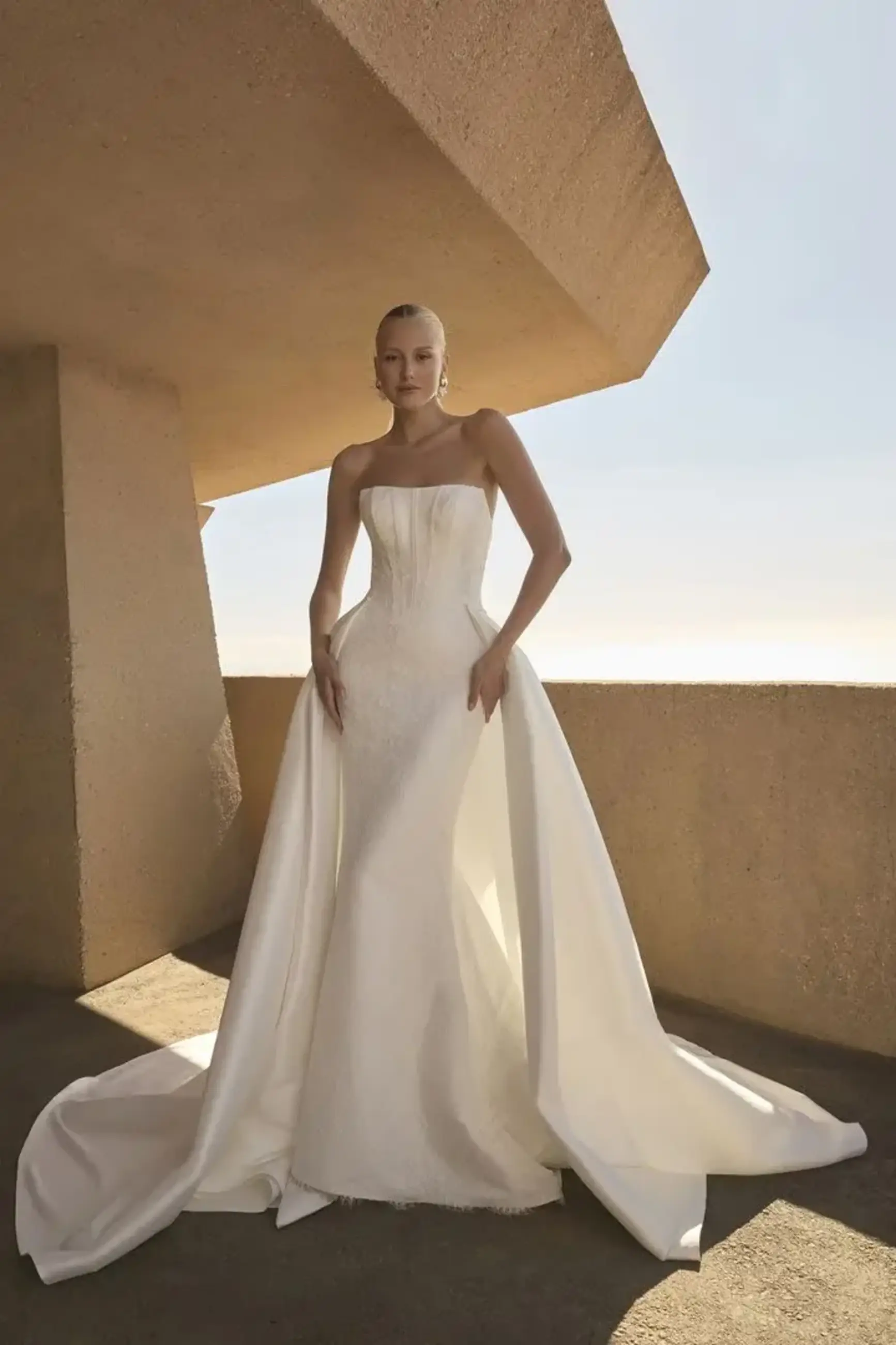 Overskirts & Trains