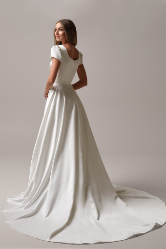 Ellie #8 All Ivory thumbnail