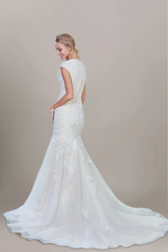 Tori #1 Ivory/Light Gold thumbnail