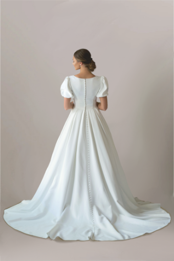 Maren #2 Milk thumbnail