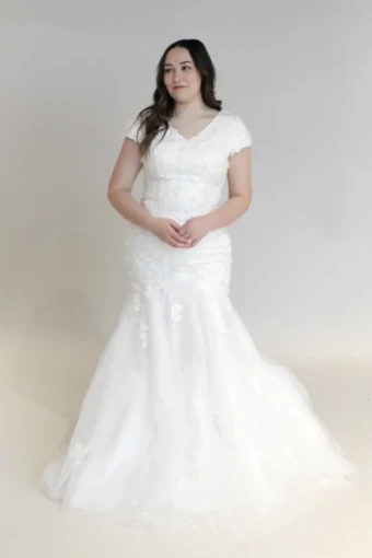 Valerie #3 Ivory thumbnail