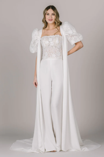 RiRi's Cape #0 default Ivory thumbnail