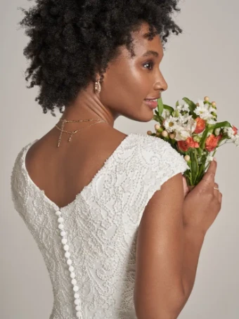 Minnie #4 All Ivory thumbnail