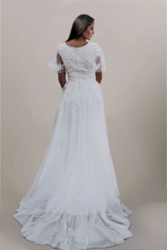 Nelly #4 Ivory thumbnail