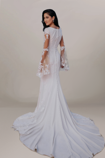 Francine #4 Ivory thumbnail