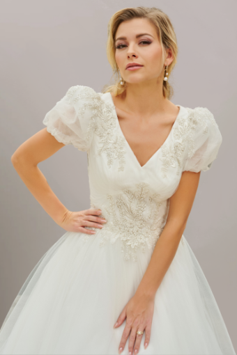 Raven #6 Ivory/Silver thumbnail