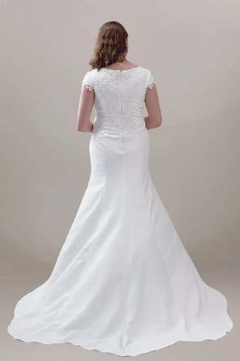 Bianca (w/o lace train) #1 Ivory thumbnail