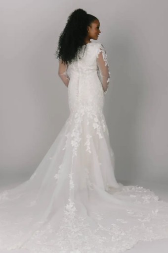 Julia #3 Almond/Ivory thumbnail