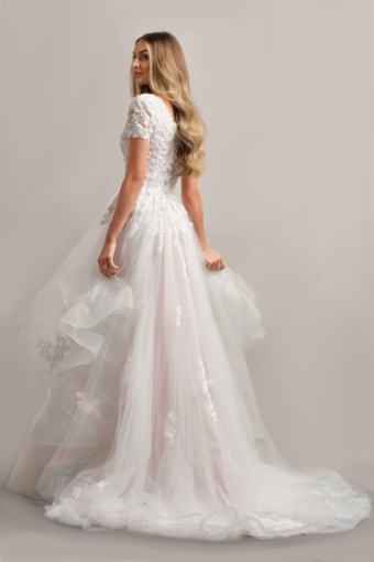 Olivia #1 Ivory Over Blush thumbnail