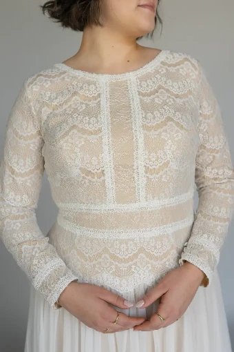 Deidra #2 Ivory Over nude thumbnail
