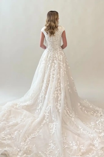 Juliette #4 Champagne/Ivory thumbnail