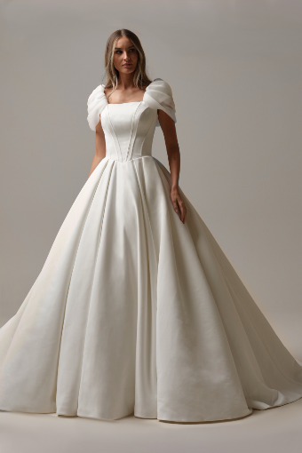 Stormy #7 Ivory thumbnail