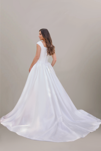 Emerie #4 Ivory thumbnail