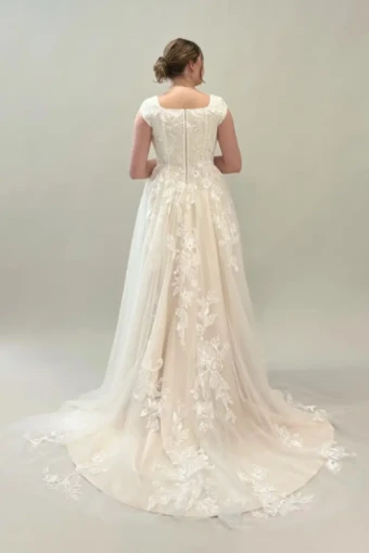 Anders #3 Ivory/Nude/Ivory thumbnail