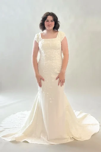 Nila #3 Ivory/Nude/Ivory thumbnail