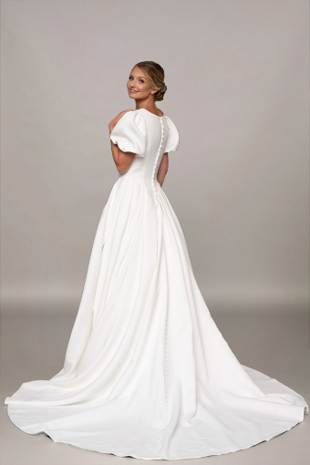 Corinne #1 Milk thumbnail