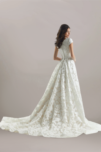 Virginia #4 Champagne/Ivory thumbnail