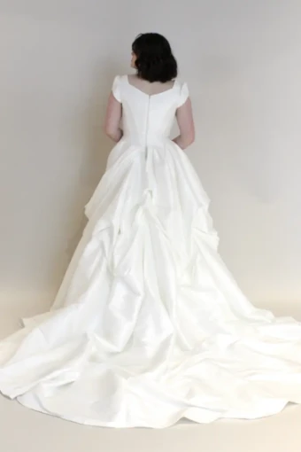 Belle #1 Ivory thumbnail