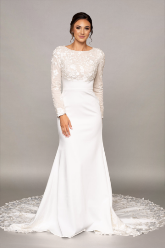 McCoy (w/o lace on train) #6 Ivory thumbnail