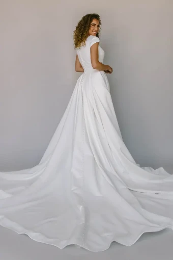 Pearl #1 Ivory thumbnail