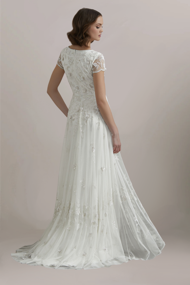 Christina Wu - Lyla | Moments Made Bridal