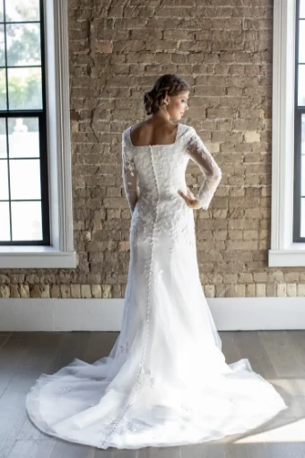 Dalton #4 Ivory thumbnail