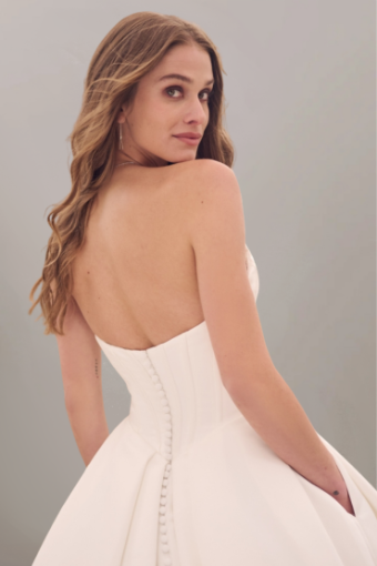 Lacie #3 Ivory thumbnail