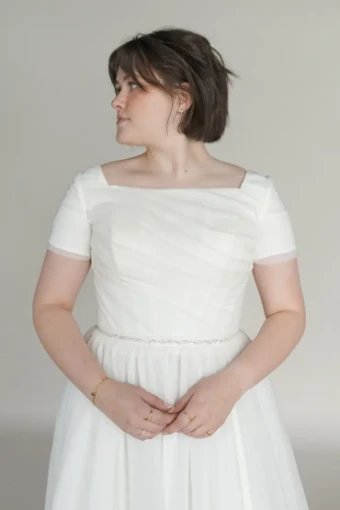 Kahlo #2 Ivory thumbnail