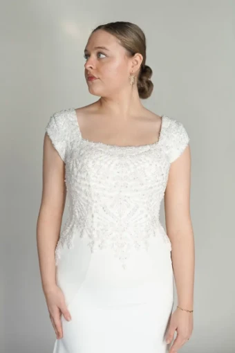 Echo #7 Ivory thumbnail