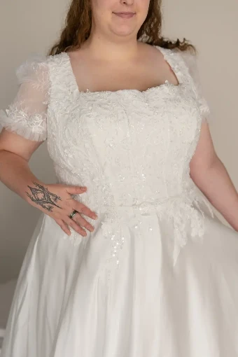 Annalise #6 Ivory thumbnail
