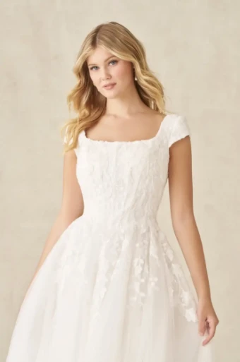 Krystal #6 Ivory thumbnail