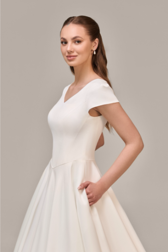 Trisha #6 Ivory thumbnail