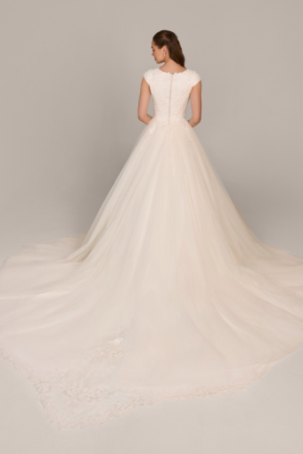 Cynthia #5 Ivory thumbnail