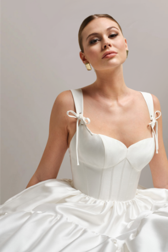 Giselle #3 All Ivory thumbnail