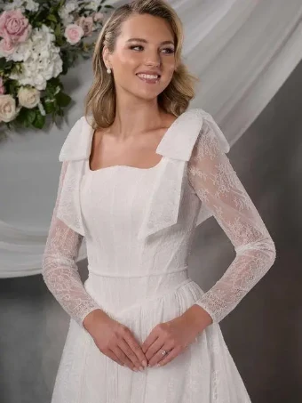 Christa #2 Ivory thumbnail