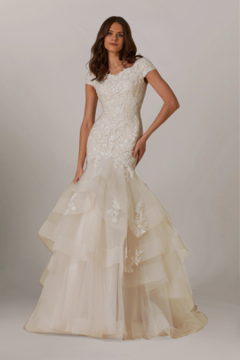 Freya #0 default Champagne/Ivory thumbnail