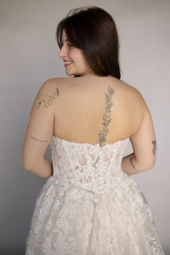 Regina #11 Ivory/Nude thumbnail