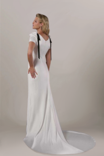 Karanda #8 Ivory thumbnail