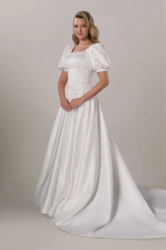 Lynnae #0 default Ivory thumbnail