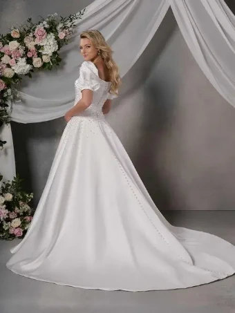 Lynnae #1 Ivory thumbnail