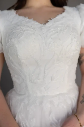 Indie #8 Ivory thumbnail
