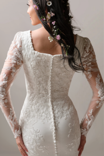 Alyssa - LOAN SAMPLE #3 All Ivory thumbnail