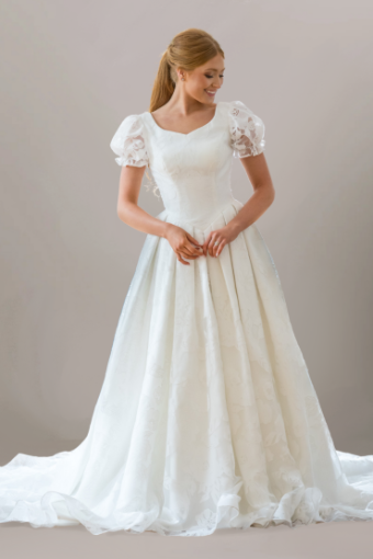 Makinlee - Loan Sample #0 default Ivory thumbnail