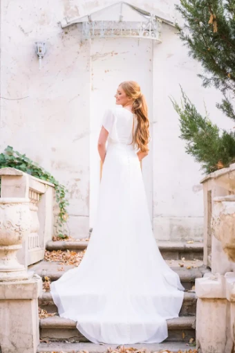 Jolene #1 Ivory thumbnail