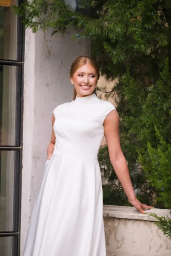 Zuri #2 Ivory thumbnail