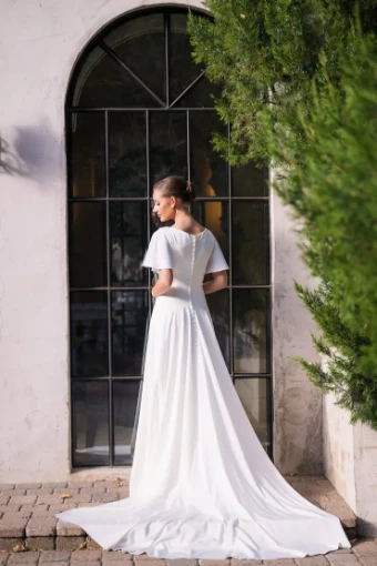 Raelynn #1 Ivory thumbnail