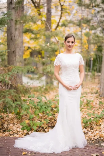 Aviva #0 default Ivory thumbnail