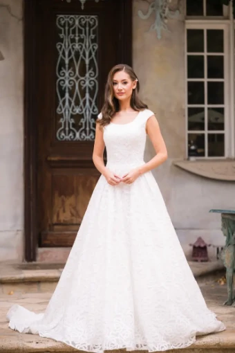 Brady #0 default Ivory thumbnail