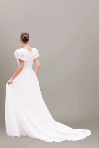 BreeAnn #1 Ivory thumbnail